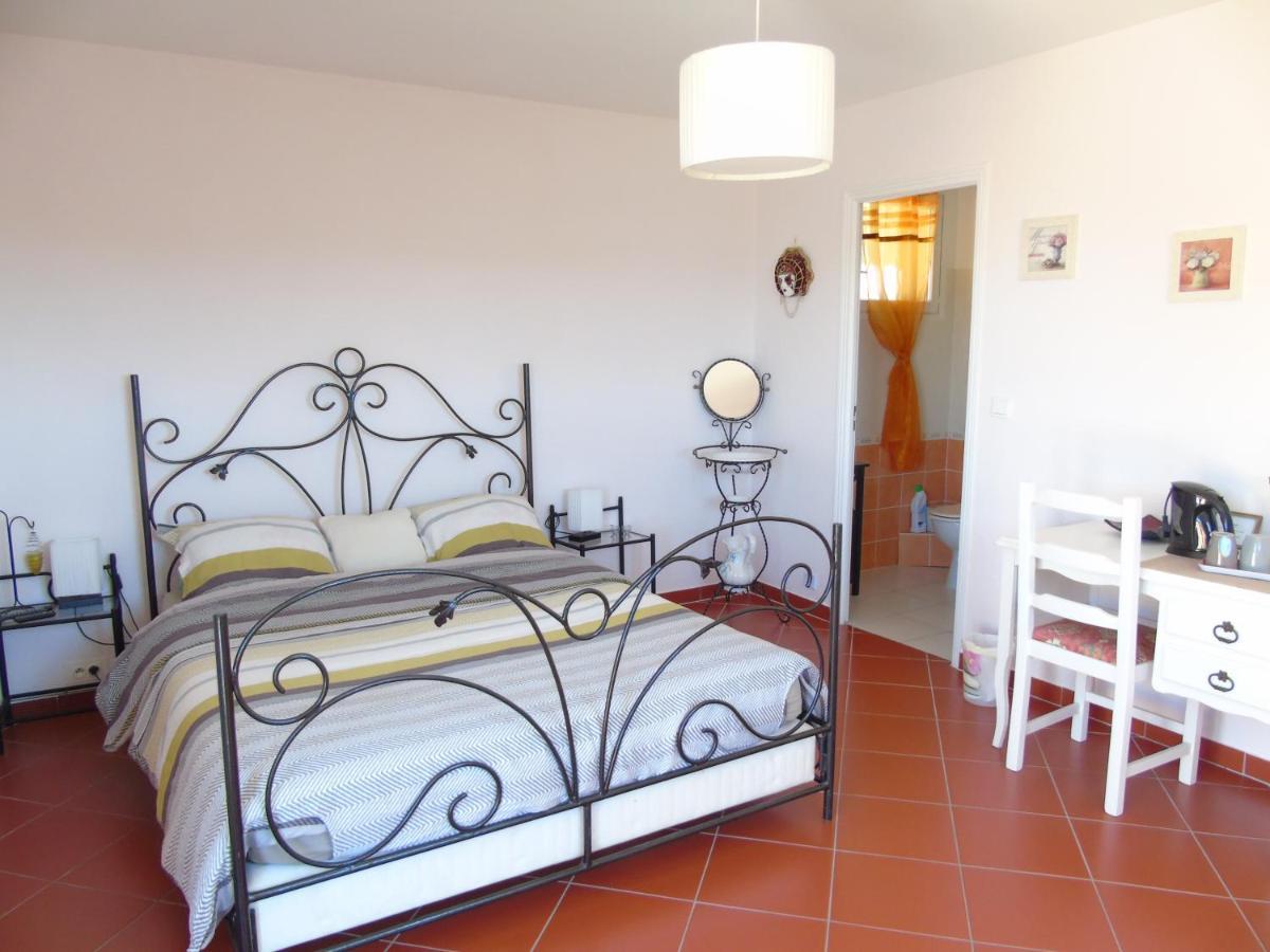 Mas Des Citronniers Bed & Breakfast Le Tignet Екстериор снимка