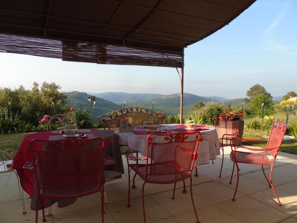 Mas Des Citronniers Bed & Breakfast Le Tignet Екстериор снимка
